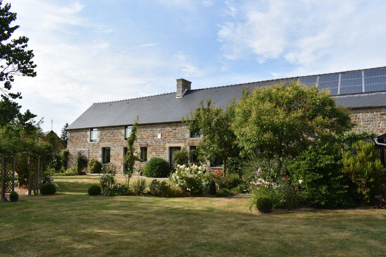 Clos Martin Villamee Luaran gambar
